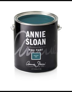 Aubusson Blue Gallon 1_wall paint_annie sloan_aube design